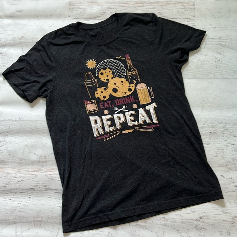 Epcot Wine and Food Shirt Men’s Medium